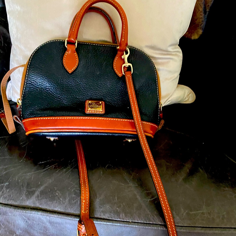 Dooney and Bourke purse